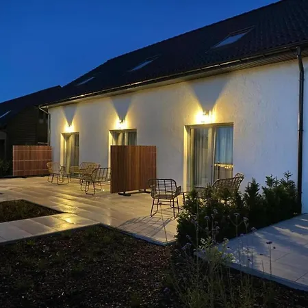 Comfortable, 2-level *