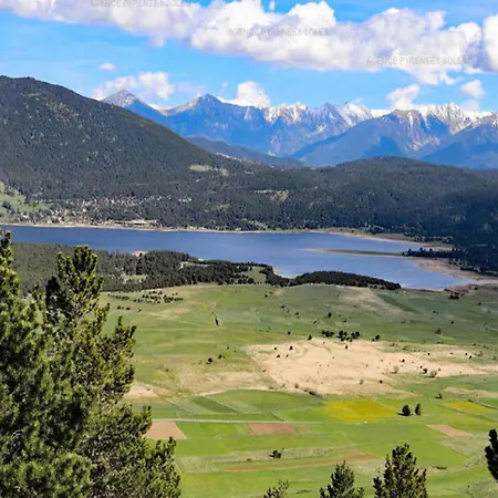 Comfortable, 2-level *